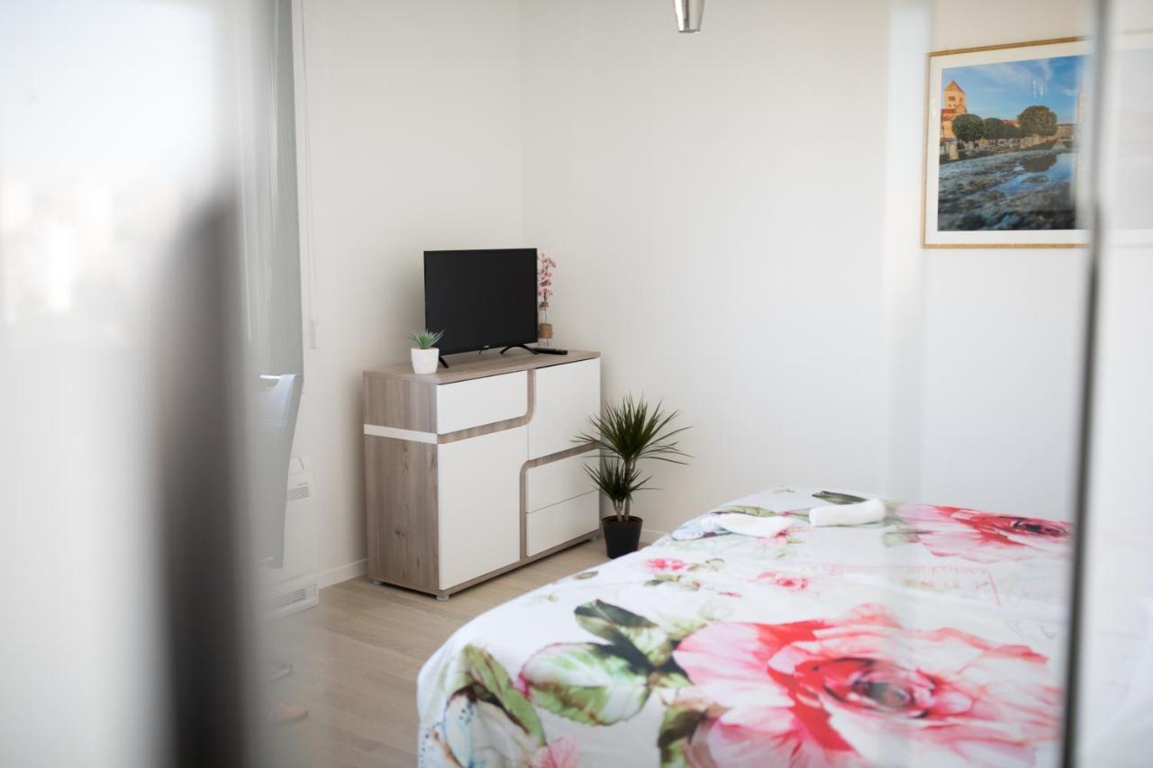 Studio Apartman Moonlight Zadar Exterior photo